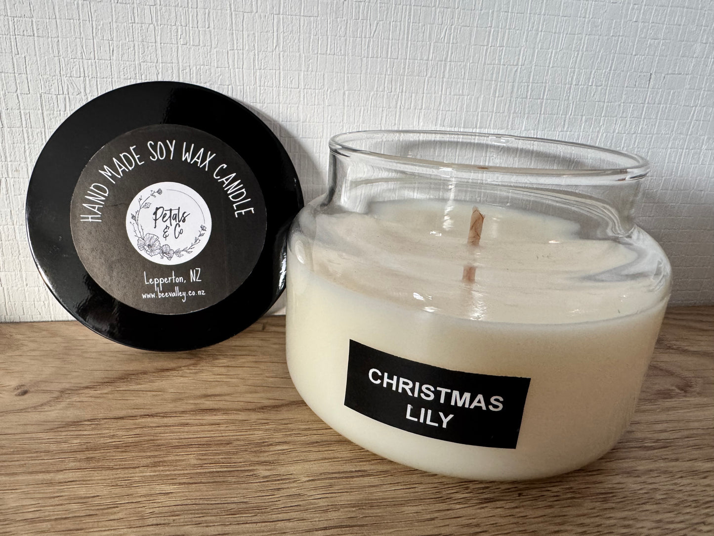 Christmas Lily Candle